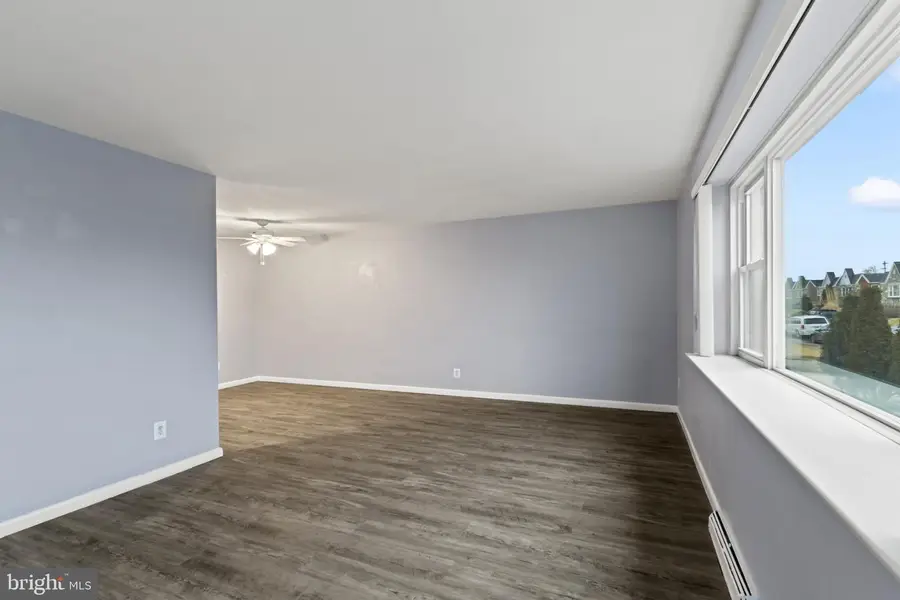 1605 Strahle St, Philadelphia, PA 19152 - #3