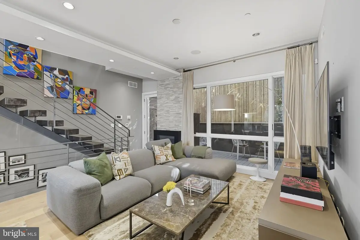 204-6 W Laurel St #5, Philadelphia, PA 19123 - #1