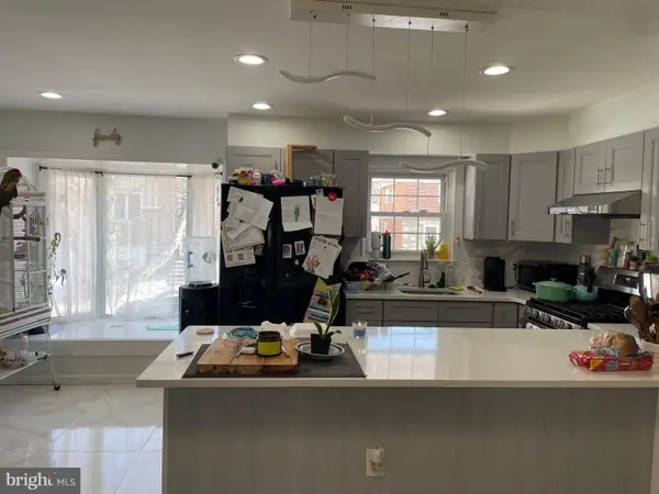 2888 Walnut Hill St, PHILADELPHIA, PA 19152