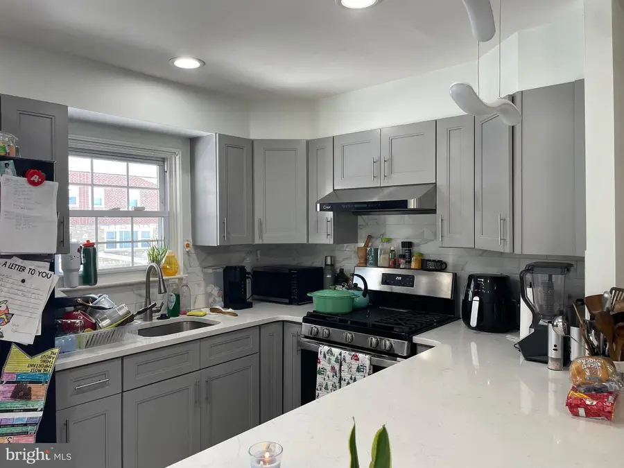 2888 Walnut Hill St, Philadelphia, PA 19152 - #2