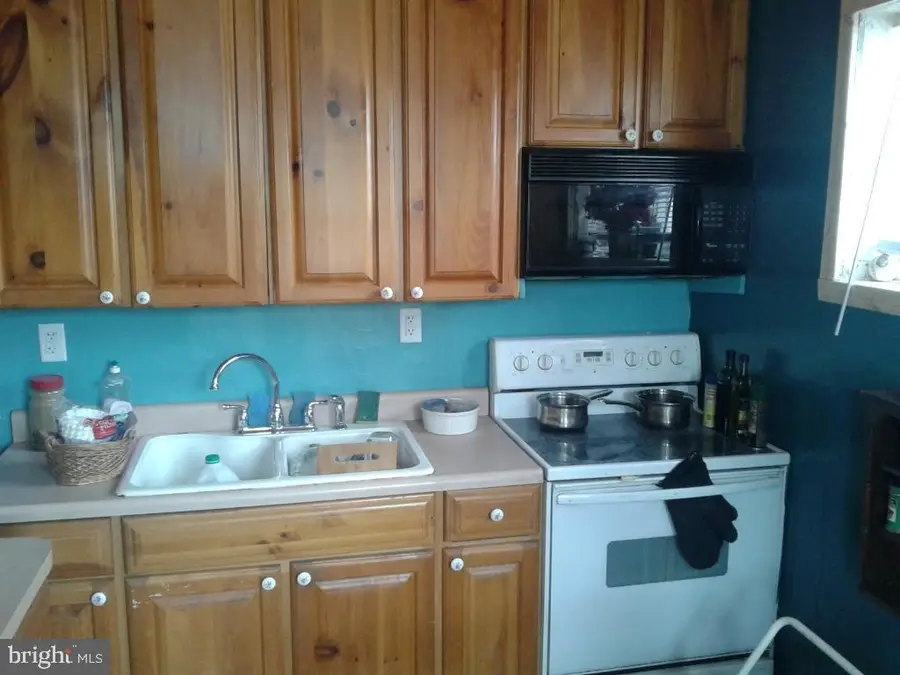 365 E Cambria St, Philadelphia, PA 19134 - #3