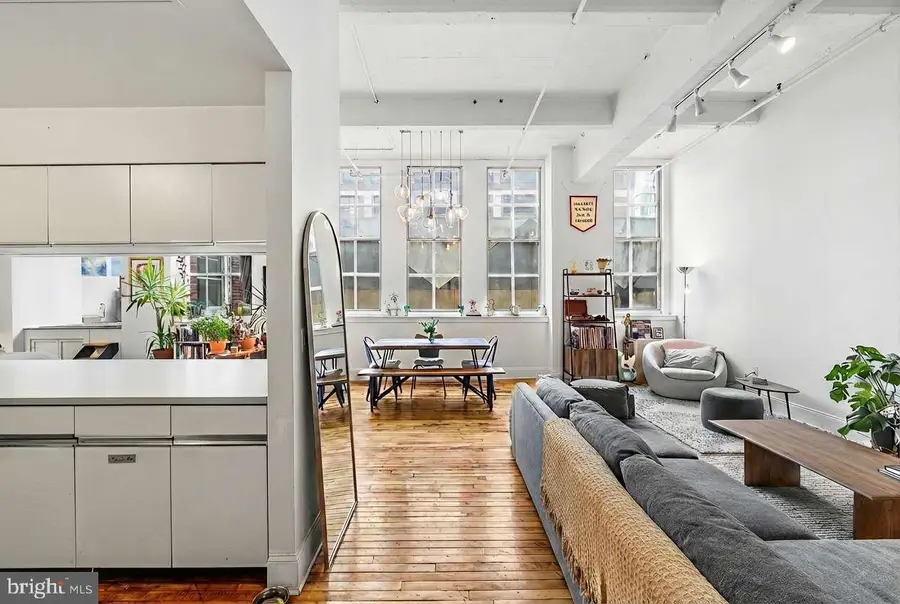 1238 Callowhill St #202, Philadelphia, PA 19123 - #3