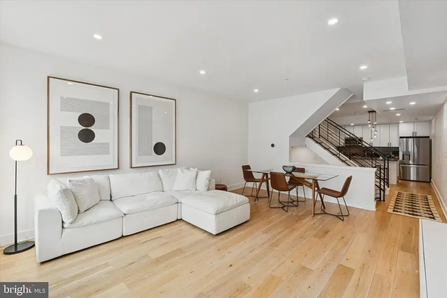 721 N 3rd St #2, Philadelphia, PA 19123 - #3