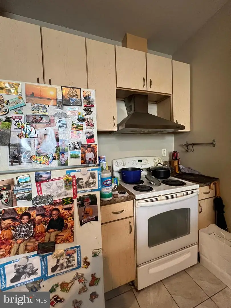 815--37 Arch St #709, Philadelphia, PA 19107 - #3