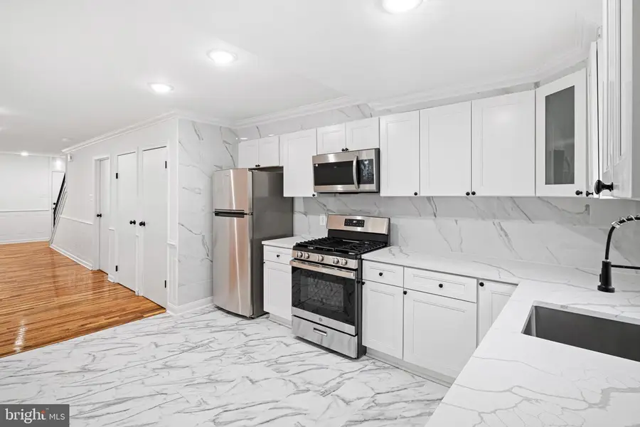 5722 Cambridge St, Philadelphia, PA 19131 - #2