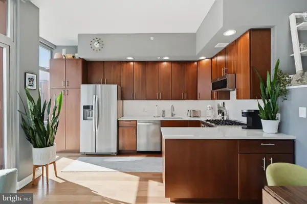 22 S Front St #405, PHILADELPHIA, PA 19106