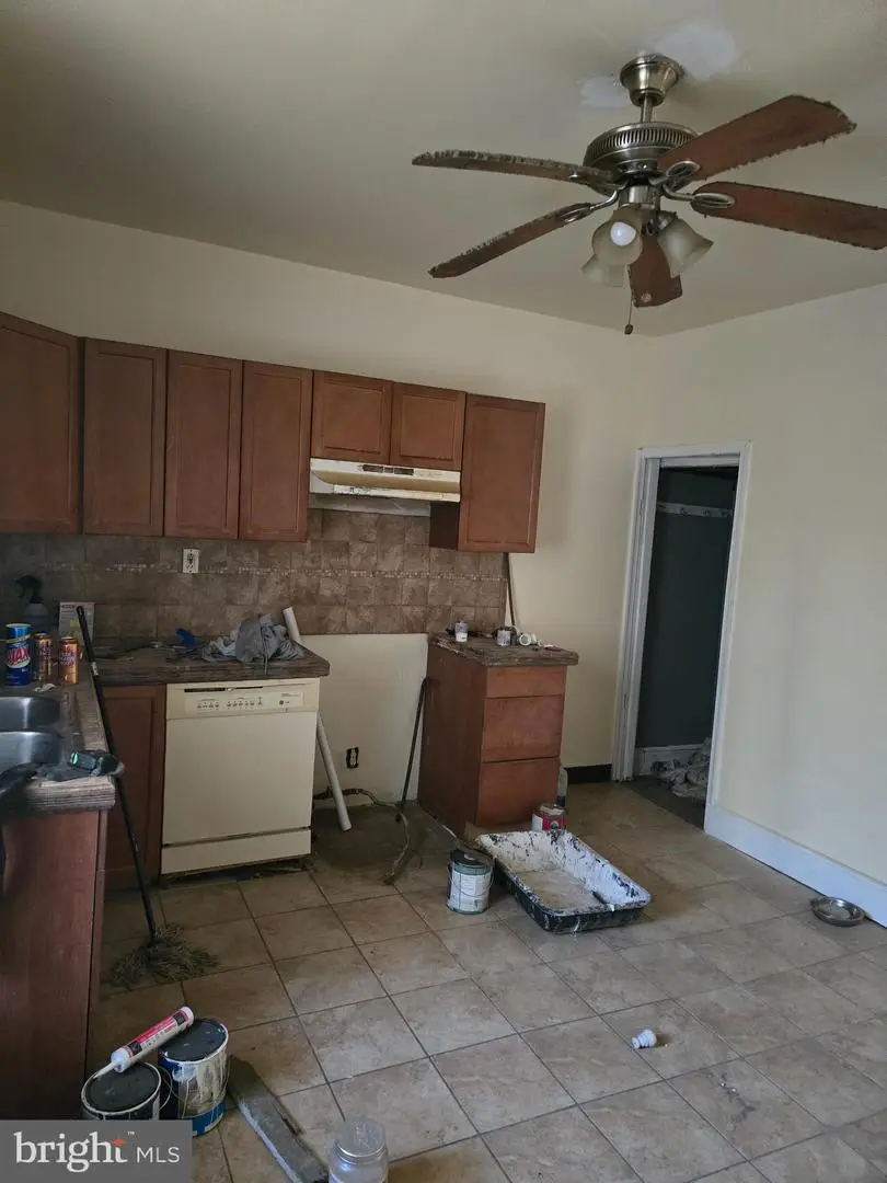 2337 W Sergeant St, Philadelphia, PA 19132 - #2