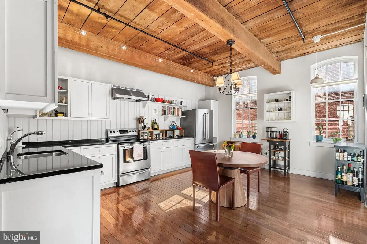 205-15 Cuthbert St #201, Philadelphia, PA 19106 - #1