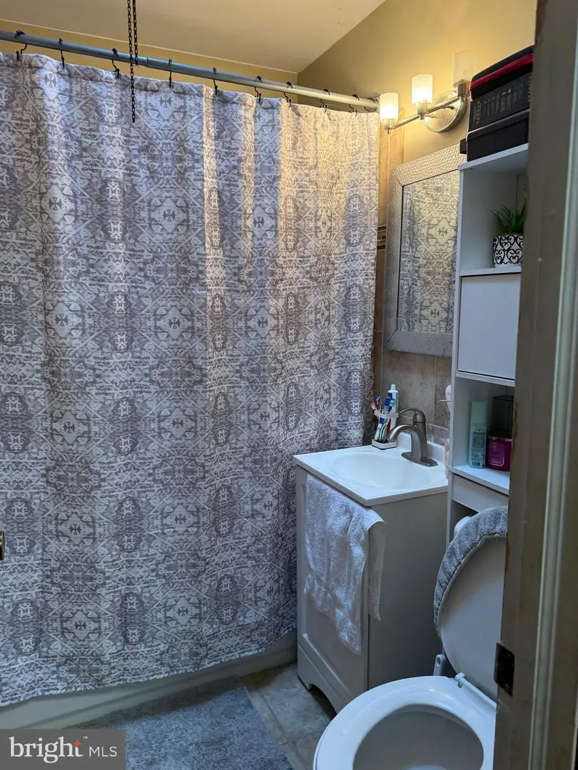 4501 Oakmont St, Philadelphia, PA 19136 - #3