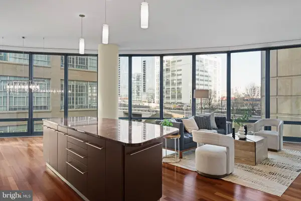 2101 Market St #302, PHILADELPHIA, PA 19103
