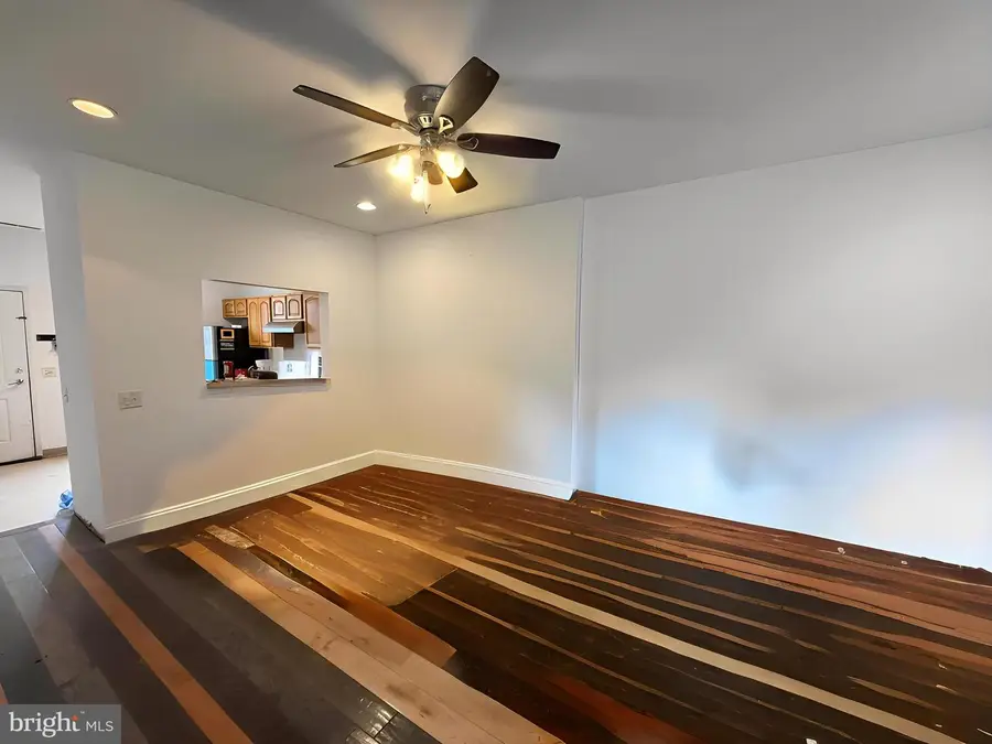 734 S 13th St, Philadelphia, PA 19147 - #3