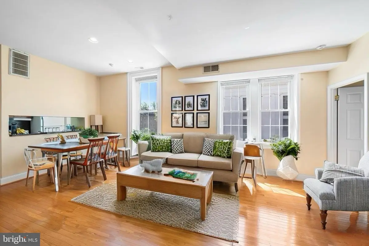 308 S 13th St #11, Philadelphia, PA 19107 - #1