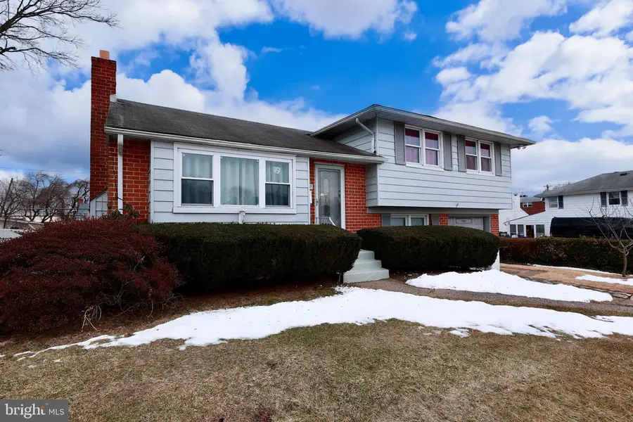 9947 Montour St, Philadelphia, PA 19115 - #2