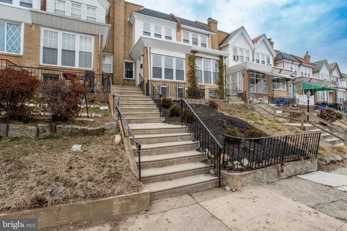 5747 Haddington Ln, Philadelphia, PA 19131 - #1