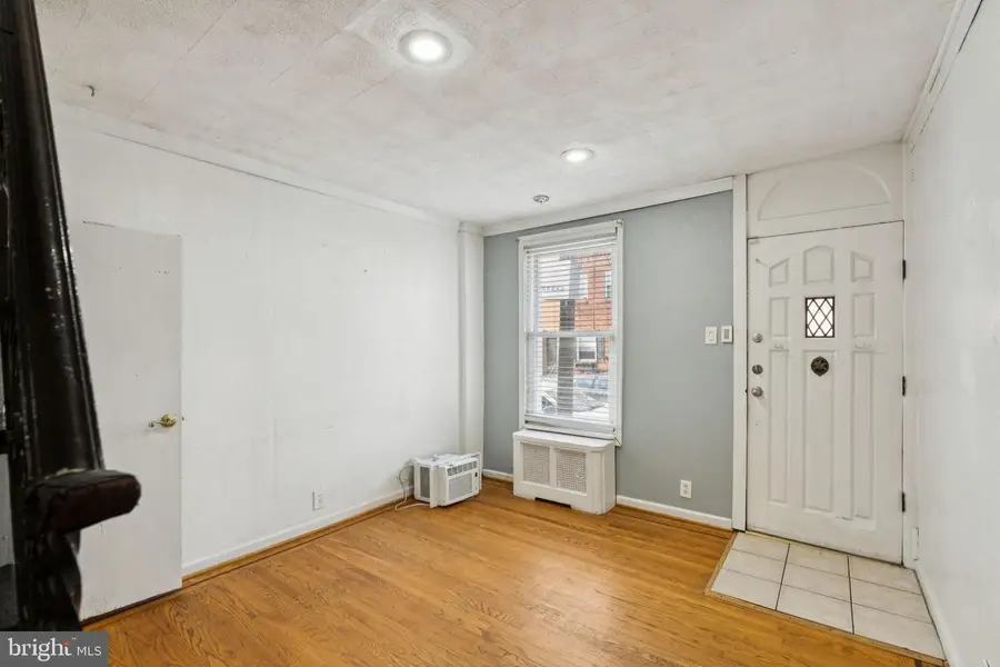 2831 Almond St, Philadelphia, PA 19134 - #3