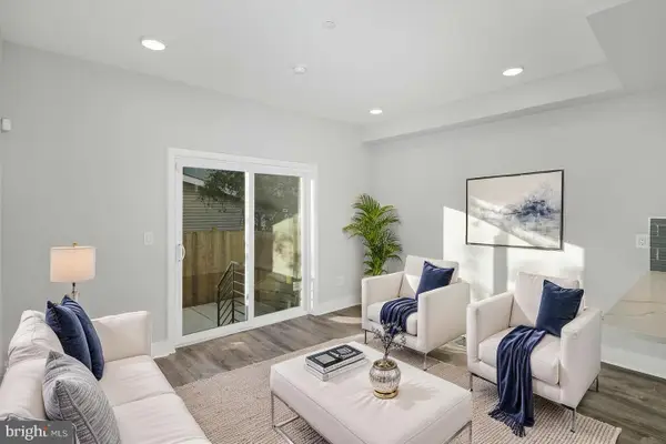 1302 N Marshall St, PHILADELPHIA, PA 19122