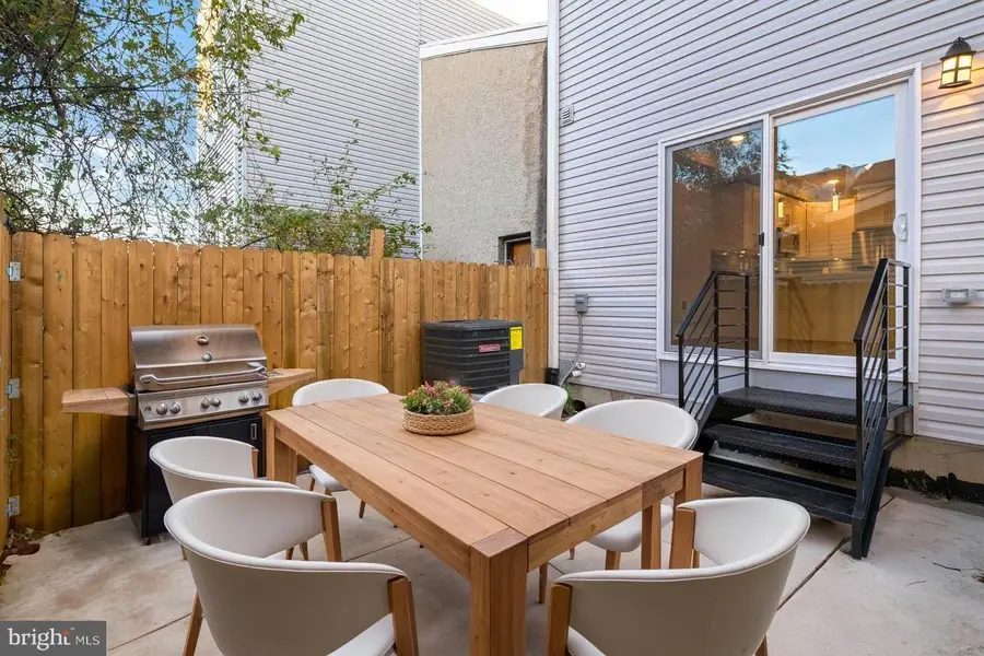 1302 N Marshall St, Philadelphia, PA 19122 - #3