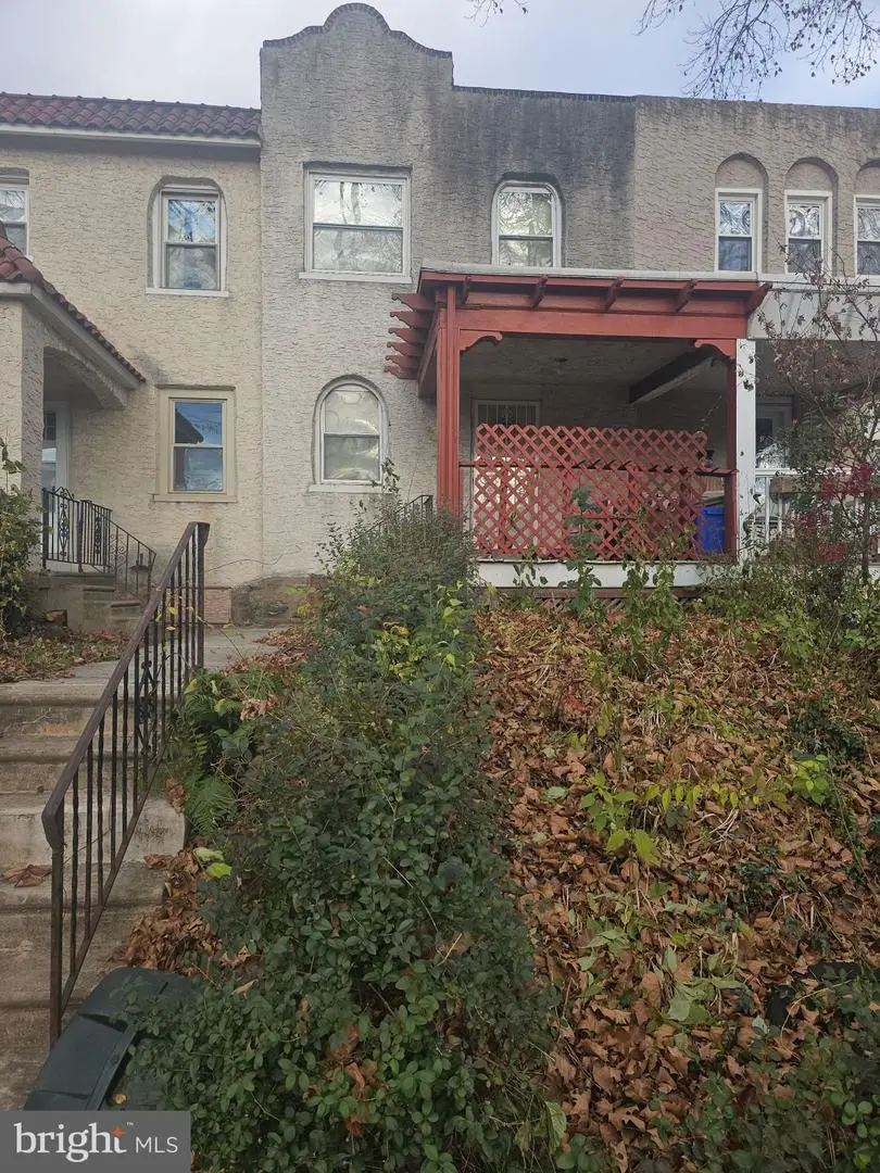 3435 Barclay St, Philadelphia, PA 19129 - #1