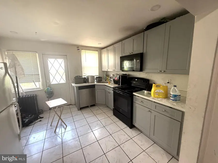 5819 Larchwood Ave, Philadelphia, PA 19143 - #2