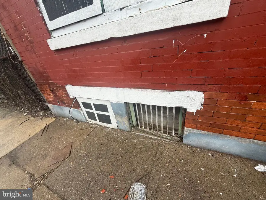 912 N 45th St, Philadelphia, PA 19104 - #3