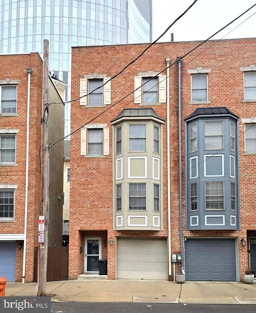 628 S 27th St, Philadelphia, PA 19146 - #1