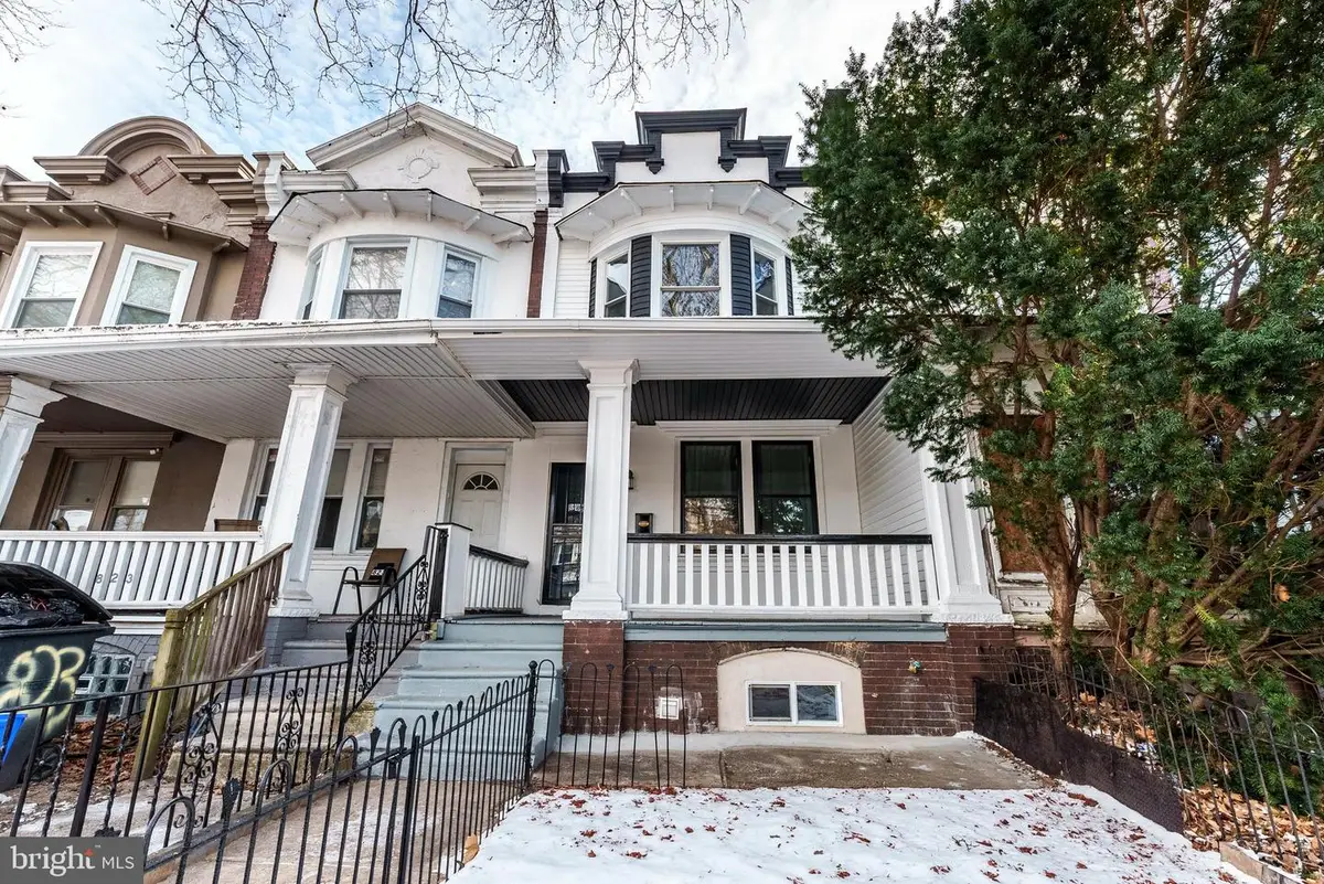 825 S 60th St, Philadelphia, PA 19143 - #1