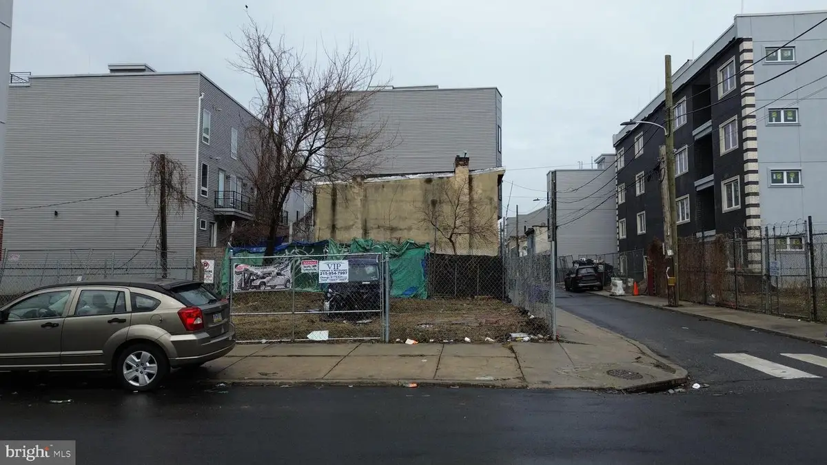 2400 N Mutter St, Philadelphia, PA 19133 - #1