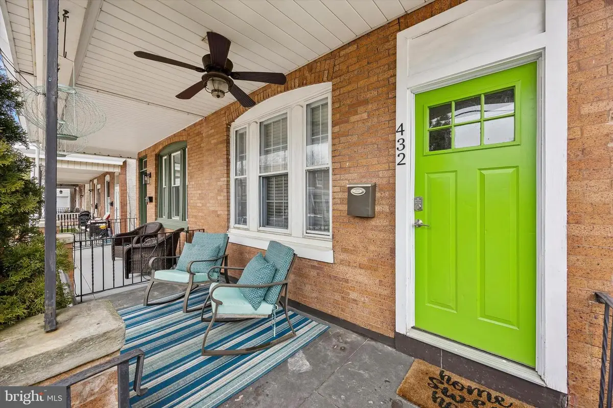 432 Martin St, Philadelphia, PA 19128 - #1