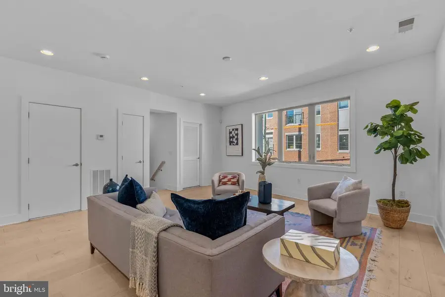 808a Montrose St, Philadelphia, PA 19147 - #3