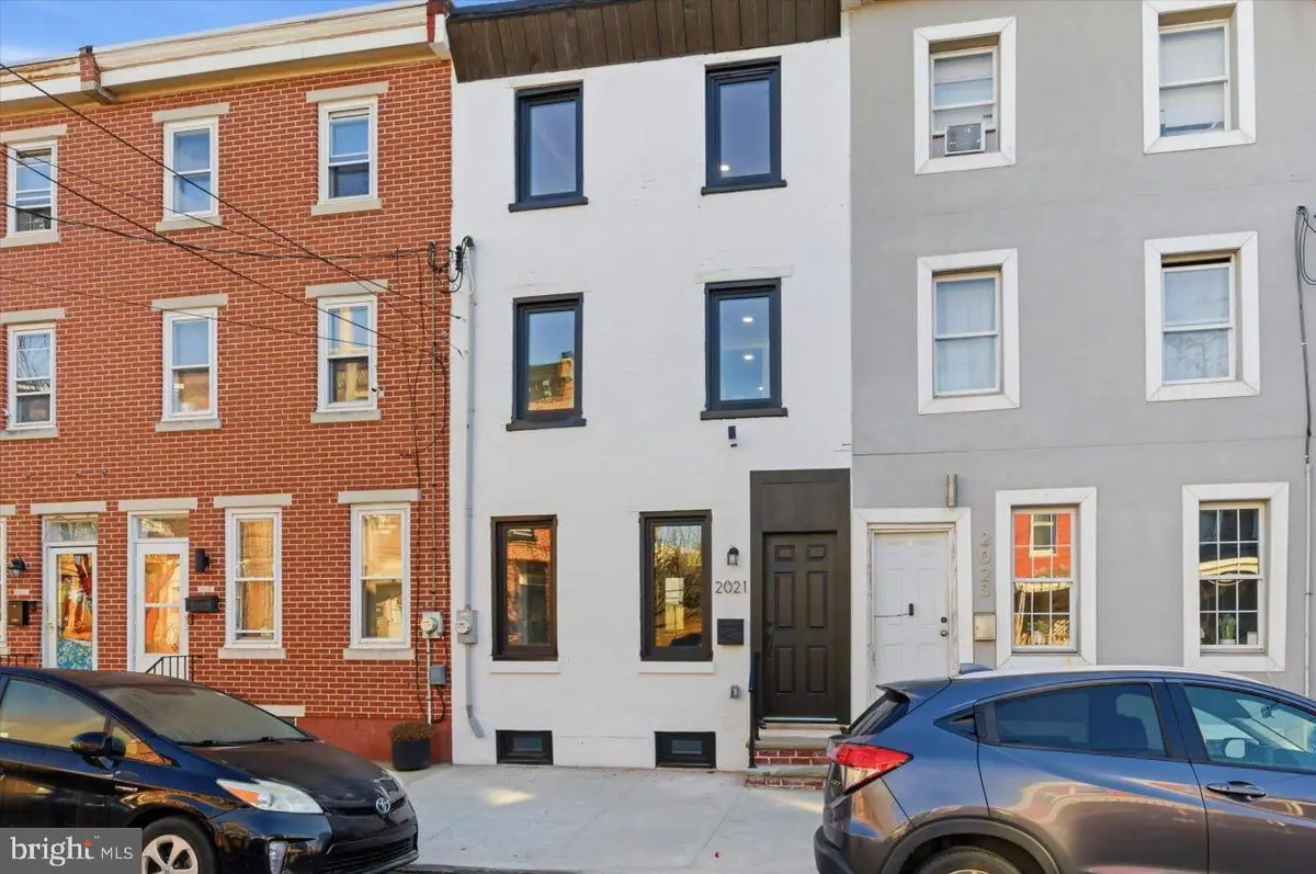 2021 E Sergeant St, Philadelphia, PA 19125 - #1