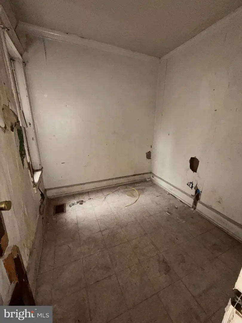 1933 Dennie St, Philadelphia, PA 19140 - #3