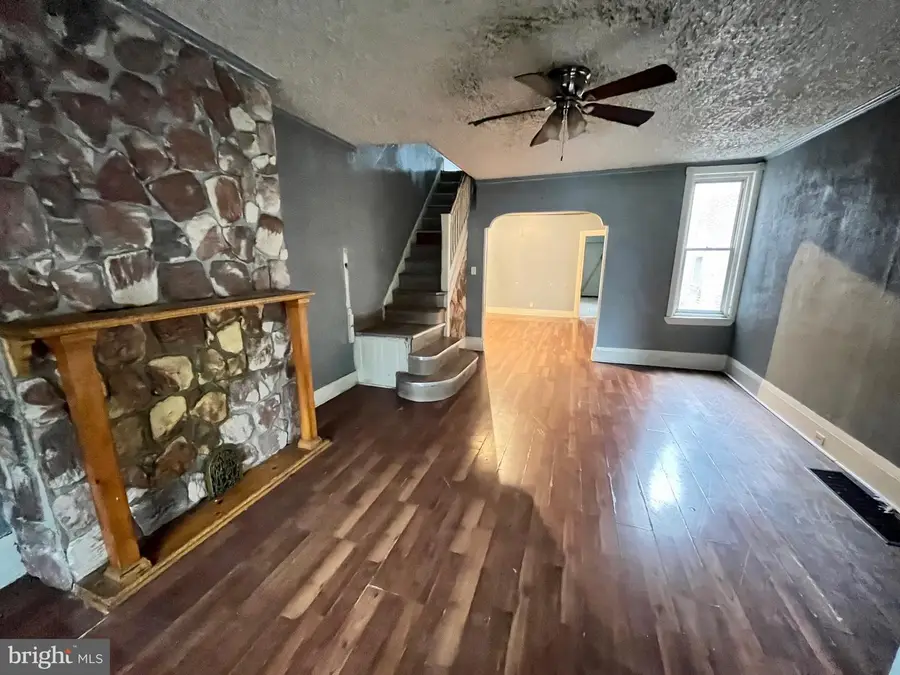 613 N 56th St, Philadelphia, PA 19131 - #3