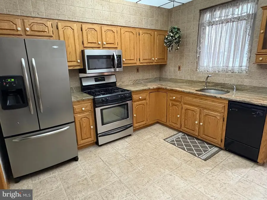 1605 W Ritner St, Philadelphia, PA 19145 - #2