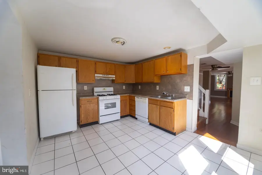 824 S 12th St #2, Philadelphia, PA 19147 - #3