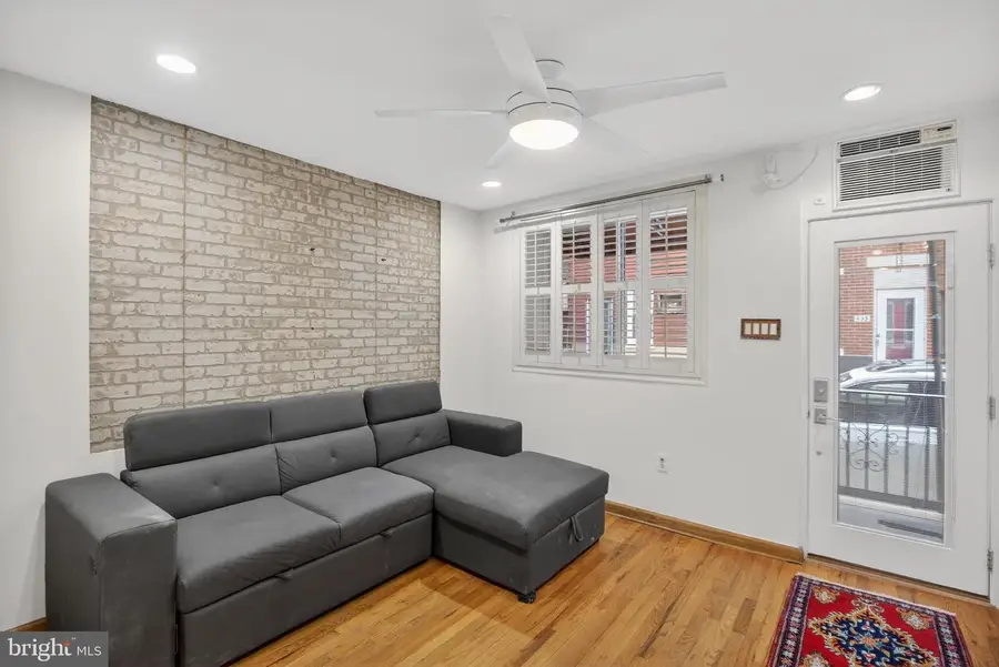 928 Annin St, Philadelphia, PA 19147 - #3