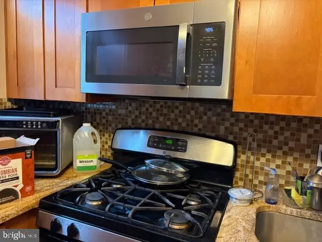 2438 Durfor St, Philadelphia, PA 19145 - #3