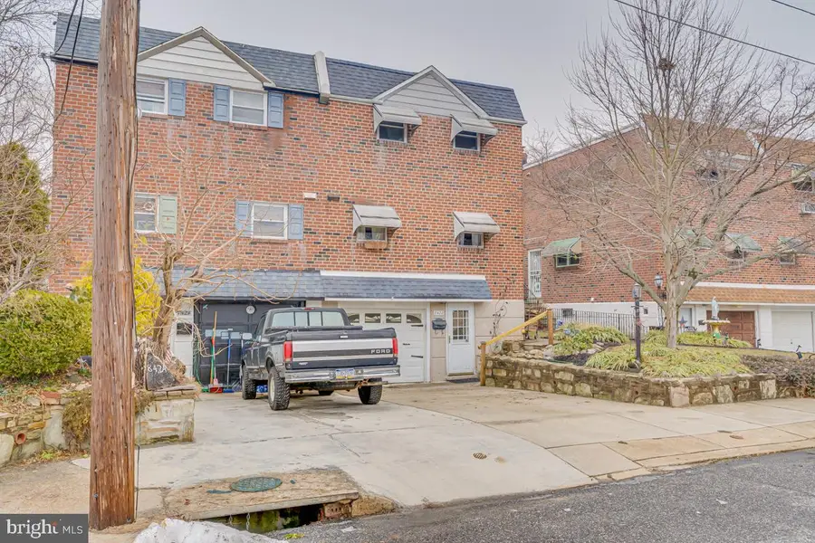 8422 Strahle Ter, Philadelphia, PA 19111 - #2