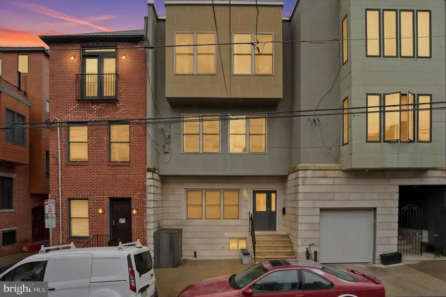 1011 N Orianna St, Philadelphia, PA 19123 - #2