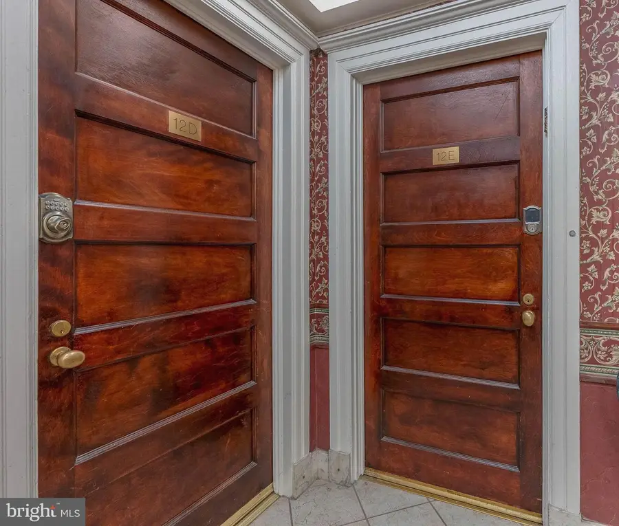 250 S 13th St #12e, Philadelphia, PA 19107 - #3