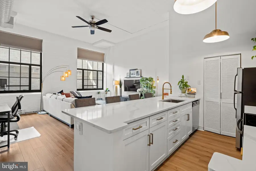 2429 Locust St #314, Philadelphia, PA 19103 - #2