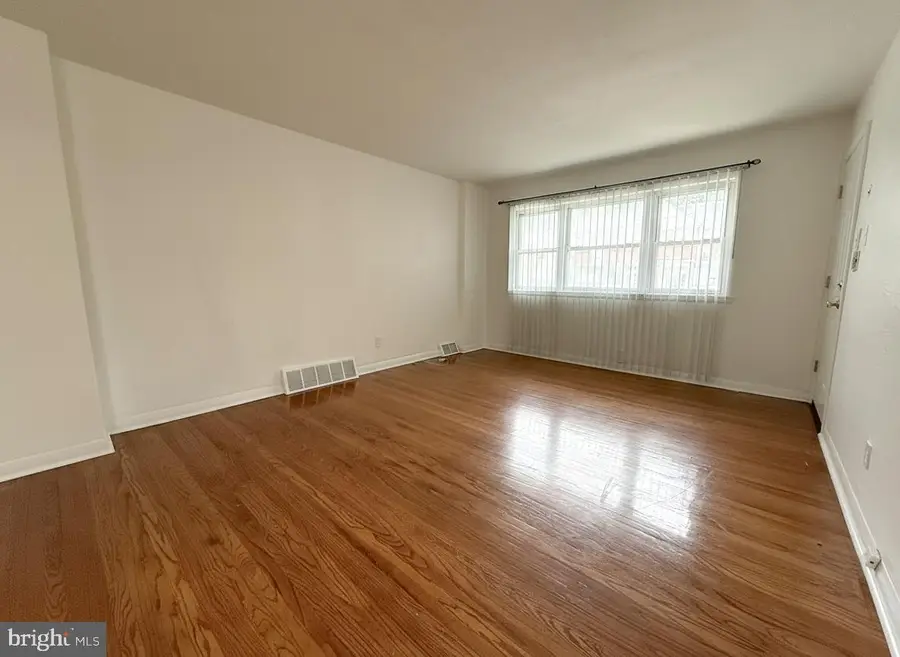 7332 Ruskin Rd, Philadelphia, PA 19151 - #2