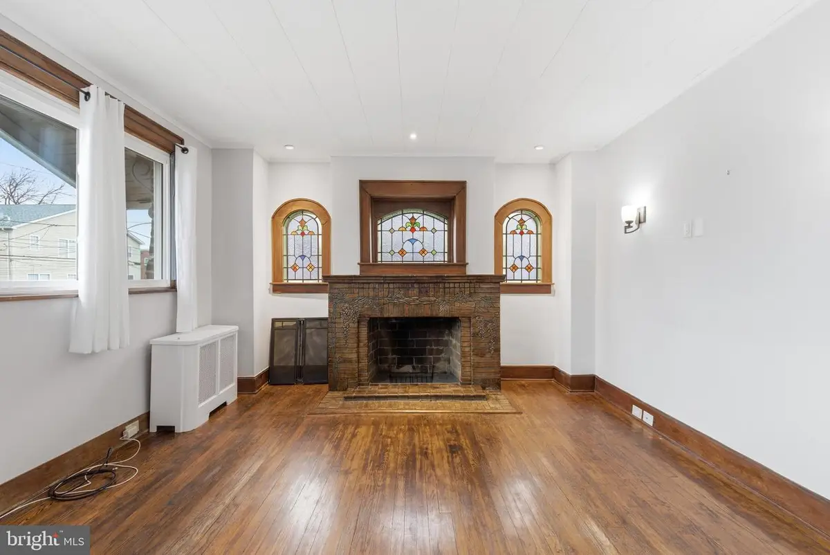 412 Chandler St, Philadelphia, PA 19111 - #1