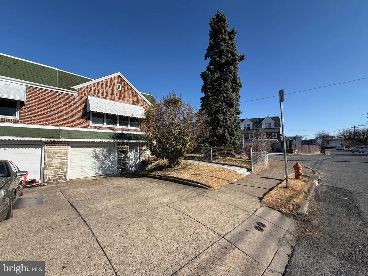 747 Greymont St, Philadelphia, PA 19116 - #1