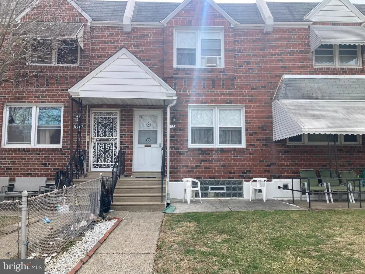 8665 Jackson St, Philadelphia, PA 19136 - #1