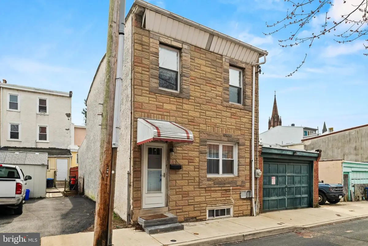 191 Mallory St, Philadelphia, PA 19127 - #1
