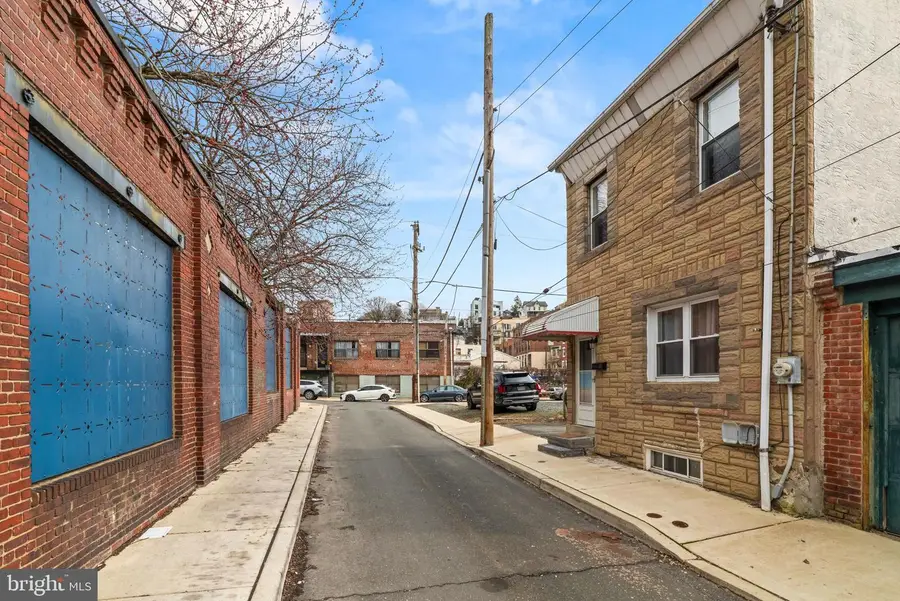 191 Mallory St, Philadelphia, PA 19127 - #3