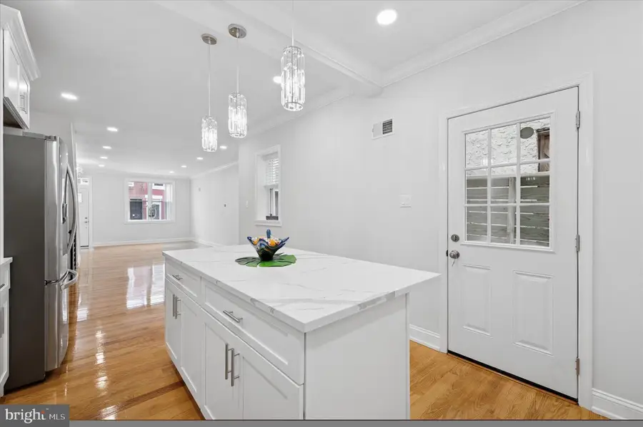 2011 Morris St, Philadelphia, PA 19145 - #2