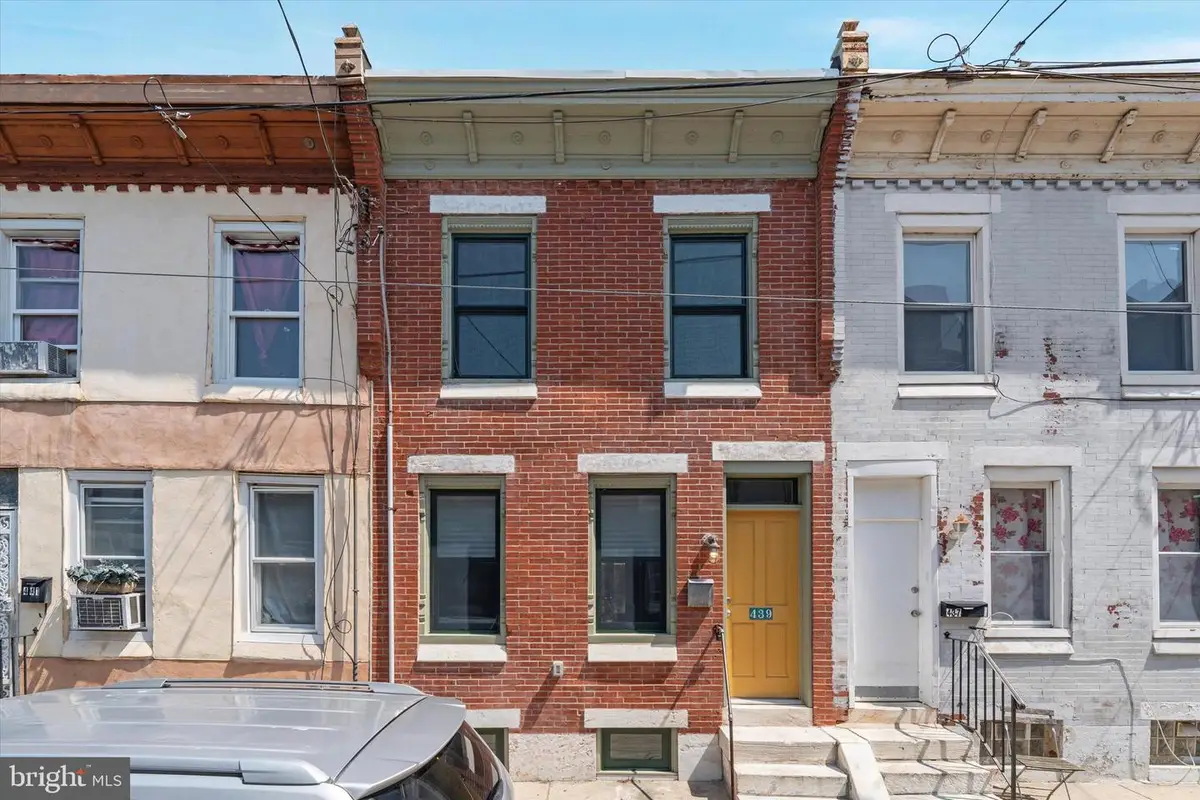 439 Mercy St, Philadelphia, PA 19148 - #1