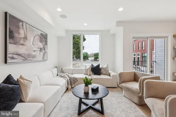 610 Brenna Walk, PHILADELPHIA, PA 19123