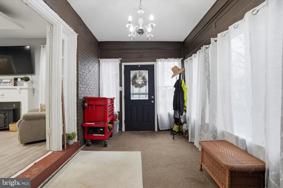 7032 Erdrick St, Philadelphia, PA 19135 - #2